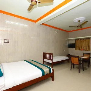 Hotel Oyo 9992 Panoramic Sea, Alappuzha